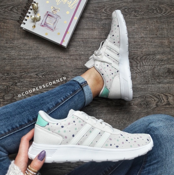 adidas Shoes - NEW🐣adidas Lite Racer🐣